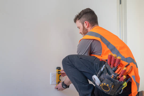 Best Circuit Breaker Repair  in East St Louis, IL